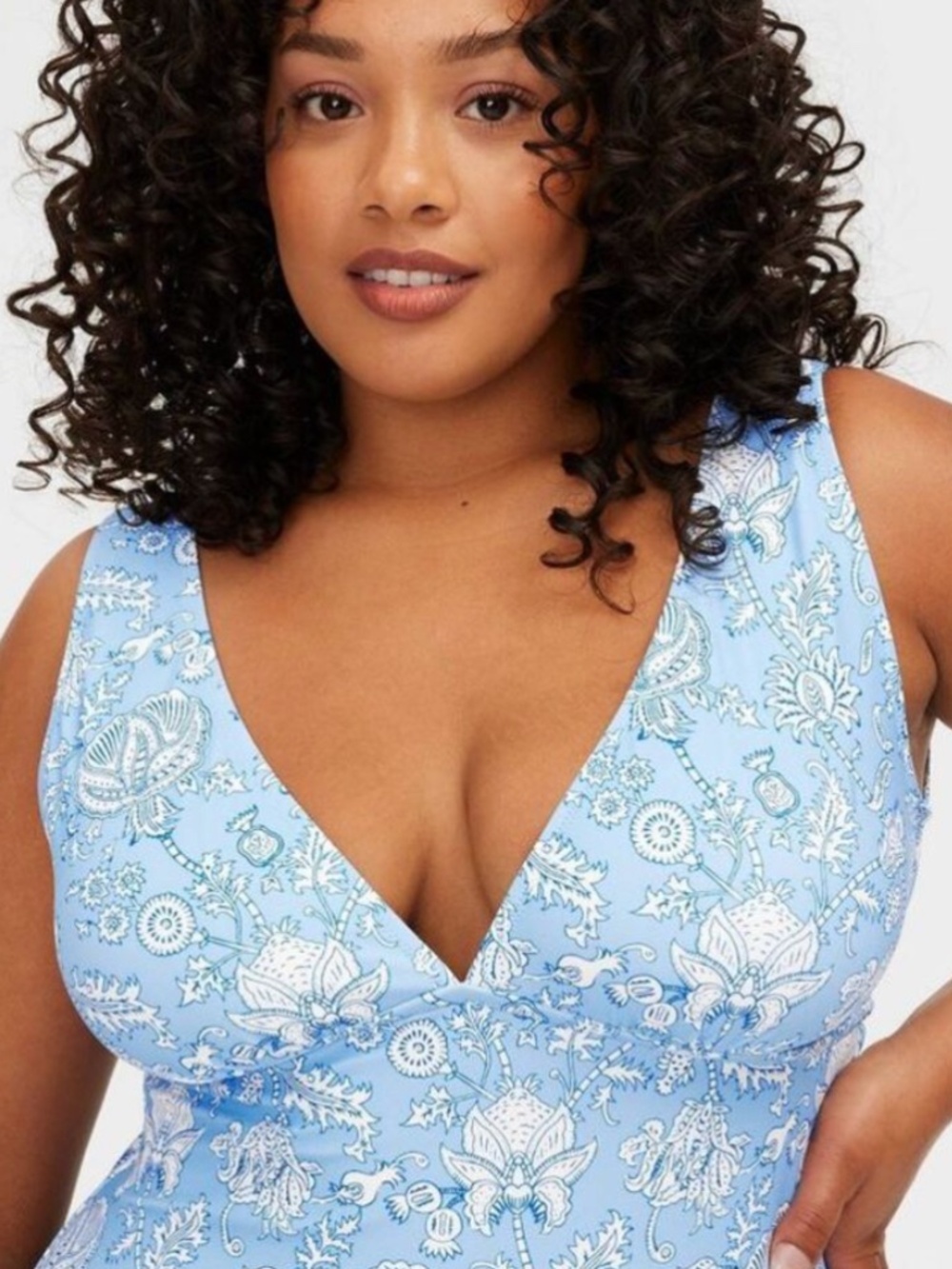 Roller Rabbit x Target sz 16 XL one piece swimsuit floral vines - Picture 3 of 7